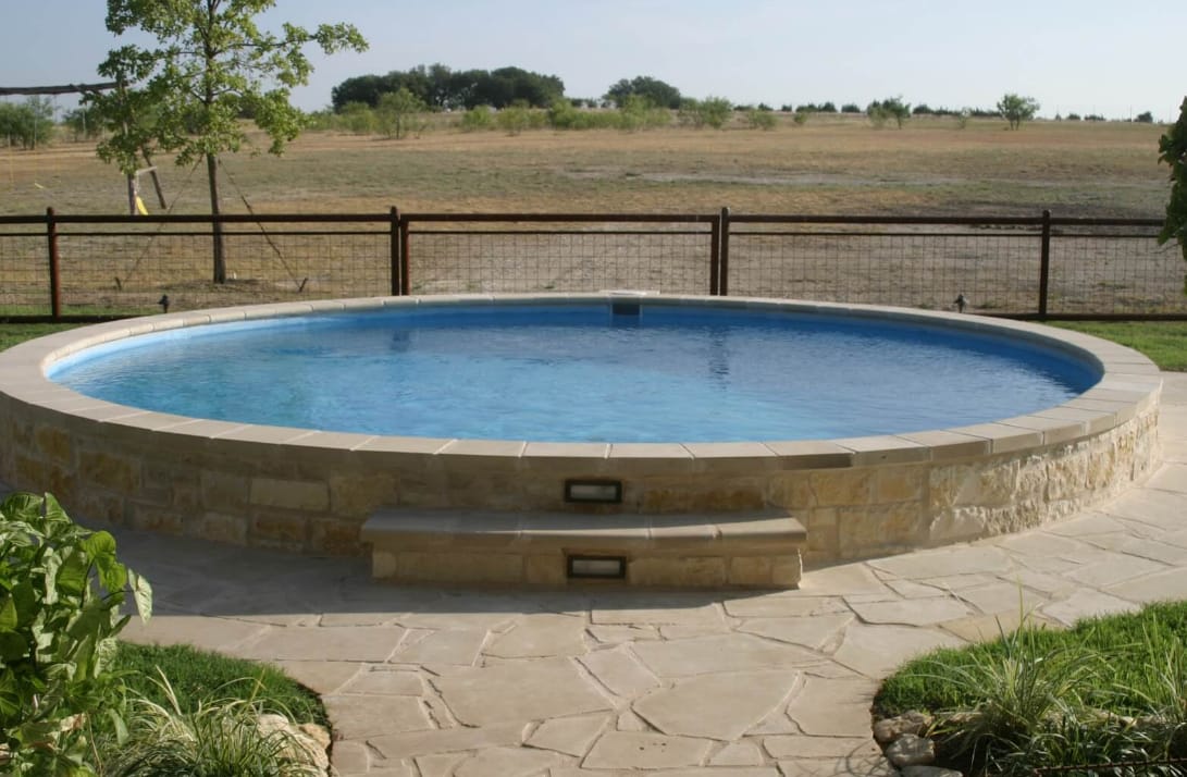 concrete water tank plunge pool on the Sunshine Coast