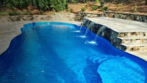 contractor swimming pool